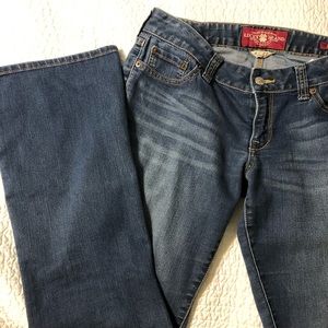 Lucky Brand Lola Boot jeans 4/27